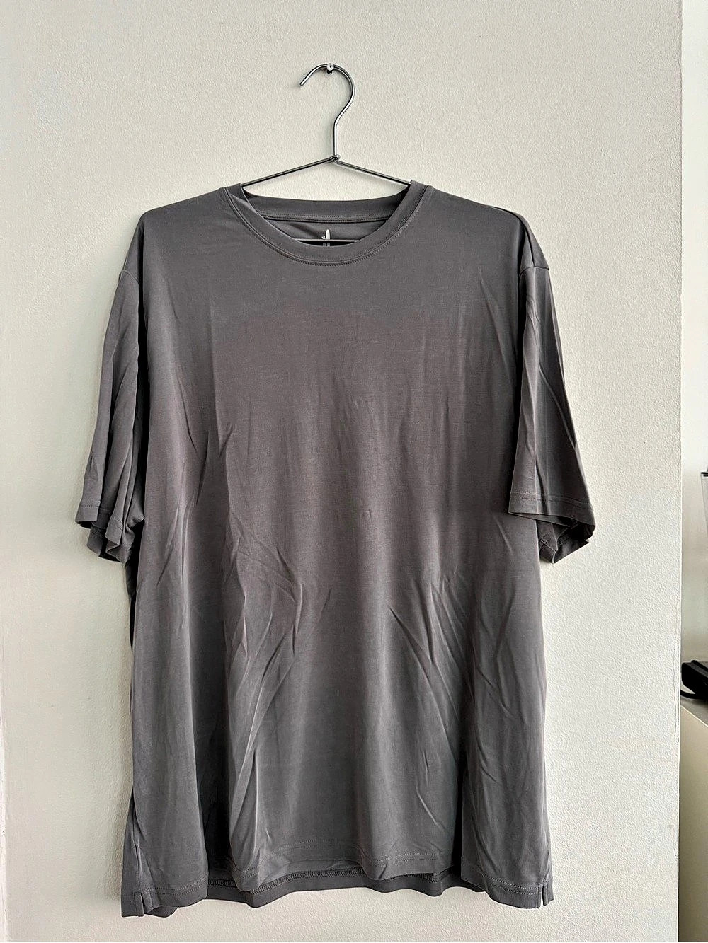 Johnnie-O Men's Gray Modal Tee Size XL Like New